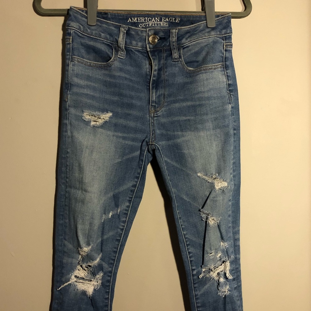 Ripped high waisted skinny jeans